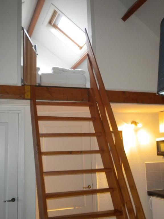 Koetsementen Appartementen Met Strandcabine Dombourg Chambre photo