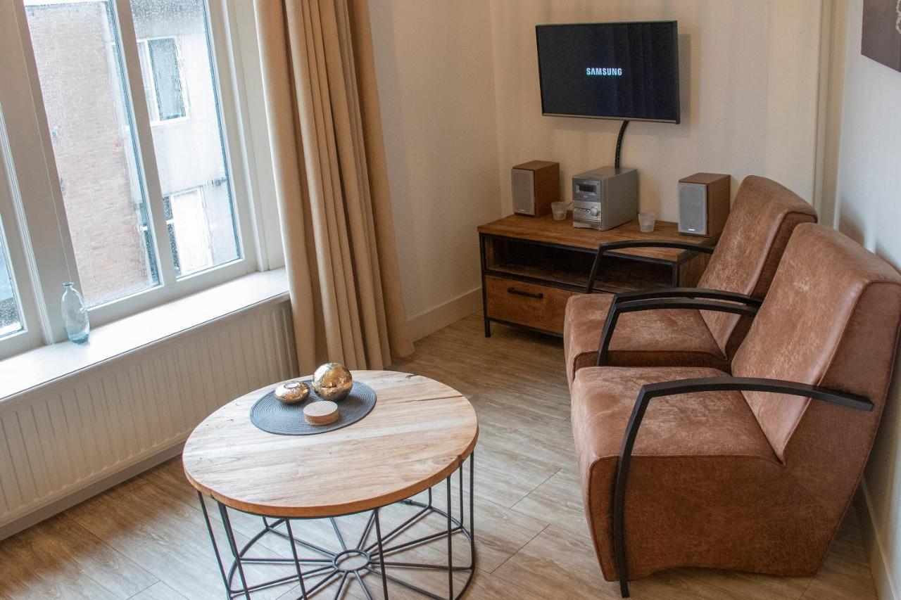 Koetsementen Appartementen Met Strandcabine Dombourg Extérieur photo