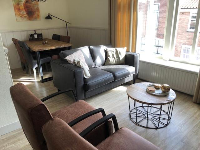 Koetsementen Appartementen Met Strandcabine Dombourg Extérieur photo